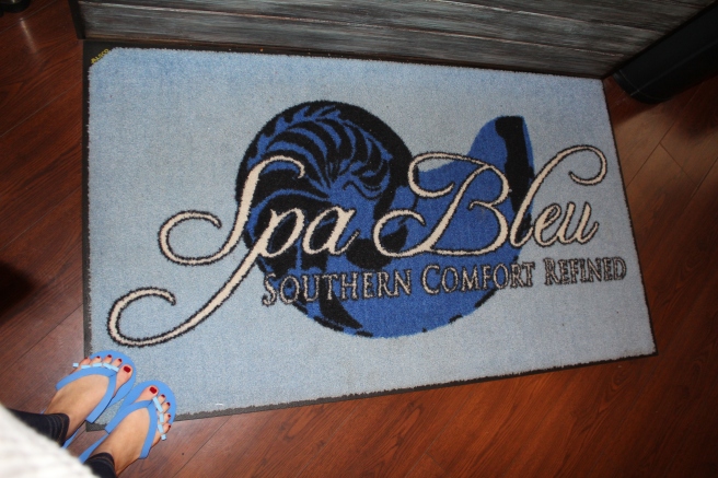 Local Savannah Mom Blogger, Being Mrs. Fowler, shares a review of Spa Bleu, a local spa, a perfect gift for Mother's Day