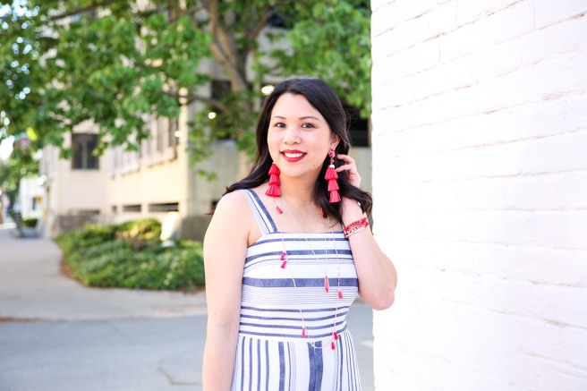 Savannah Mom Blogger, Being Mrs. Fowler, styles Kendra Scott Summer 2018, spring outfits, with Hilary Hull Photography and best blogger friends photoshoot