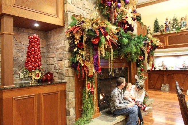 Being Mrs. Fowler, Savannah Travel Mom Blogger, Inn at Christmas Place, Gatlinburg and Pigeon Forge Vacation (26)